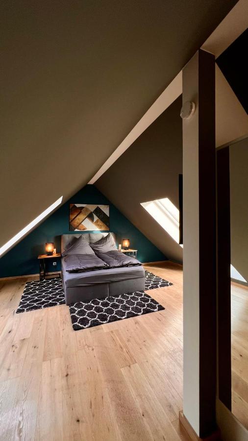 H-85 Suites Level 5/10 Coblenza Esterno foto